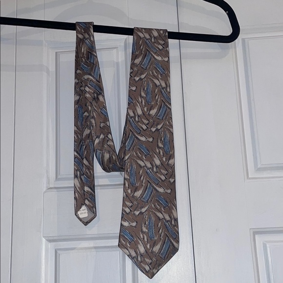 Hardy Amies Taupe and Blue Silk Tie with Elegant Design - Picture 1 of 5